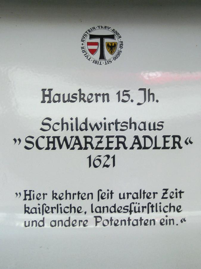 图尔恩Zum Schwarzen Adler公寓 外观 照片